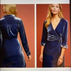 Anthropologie Maeve Deep Blue Velvet Wrap Dress 4 V-Neck Pockets Contrast